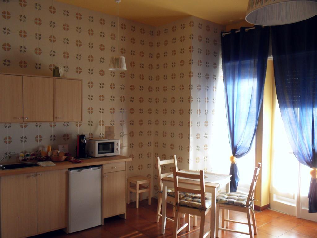 Leucosia